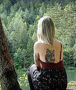 Lisaonthemoon thumb image