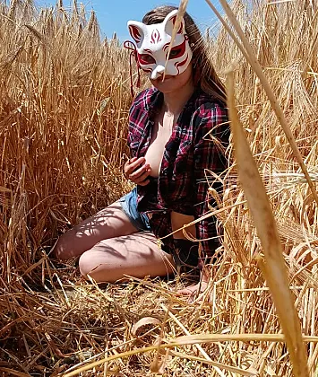 ScarletKitsunyaa Vorschaubild