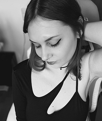 ox_Tricia thumb image