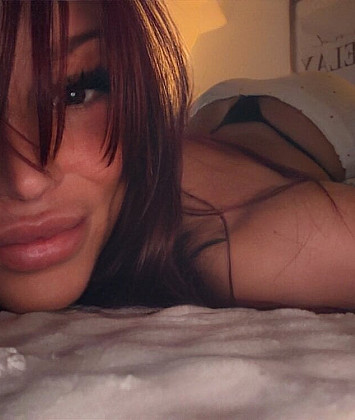 TittenTina Thumb Image