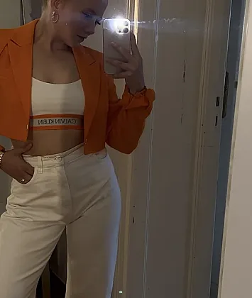 KatharinaGold Thumb Image