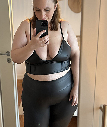 BBW_Nora